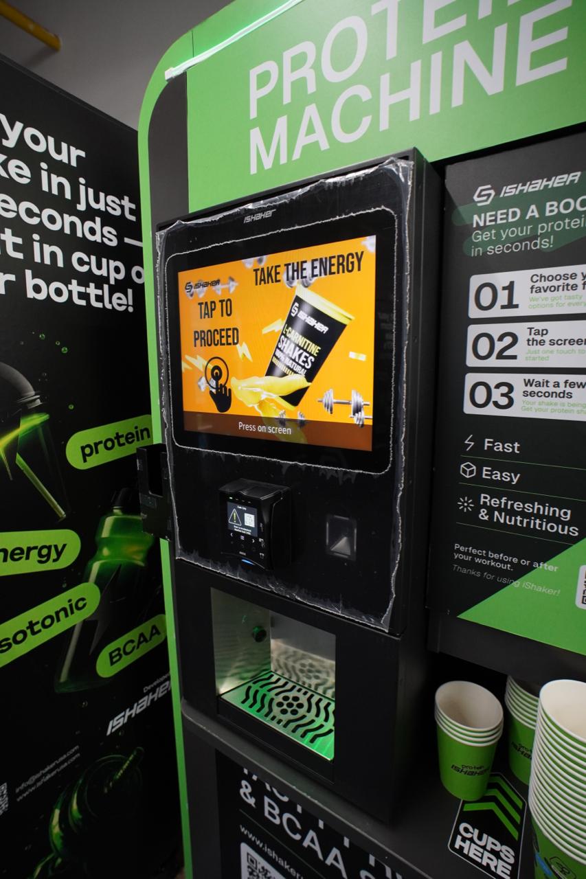 Shaker Model S – Compact Protein Vending Machine
